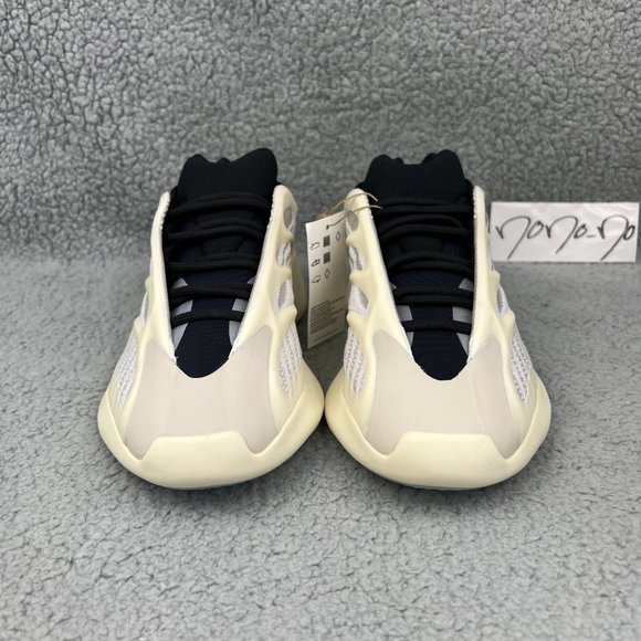 Yeezy 700 Mens 9 Shoes White Black Azael V3 Adidas Kanye West 2022 Ye Sneakers 1 - Picture 4 of 10
